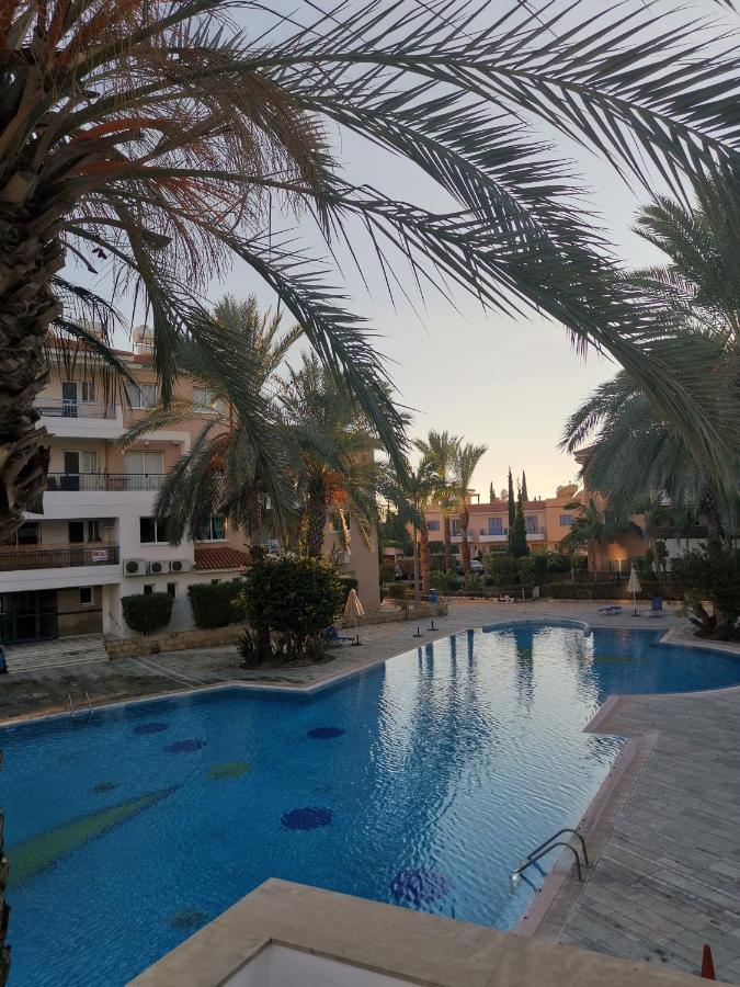 Iris Village, Near Kings Avenue Mall - By Imh Travel & Tours Paphos Exterior foto